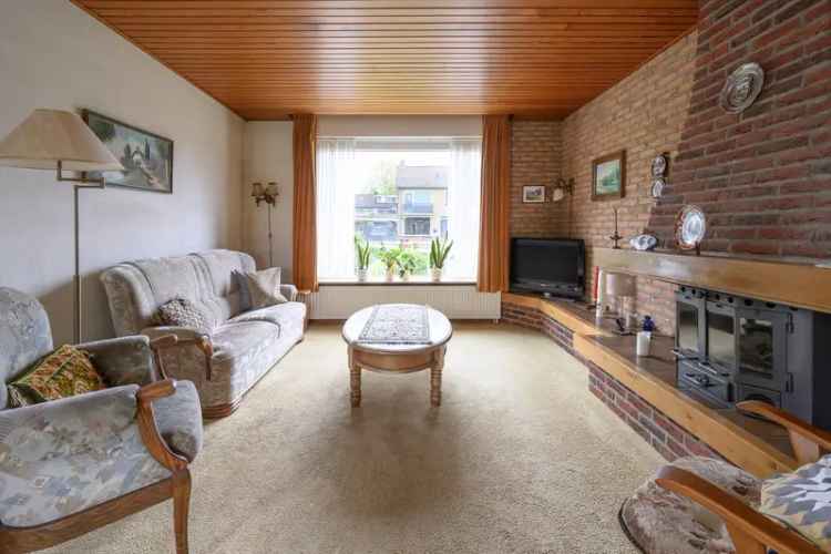 Huis te koop Loenenseweg 77 Eerbeek Ruime woning veel potentie