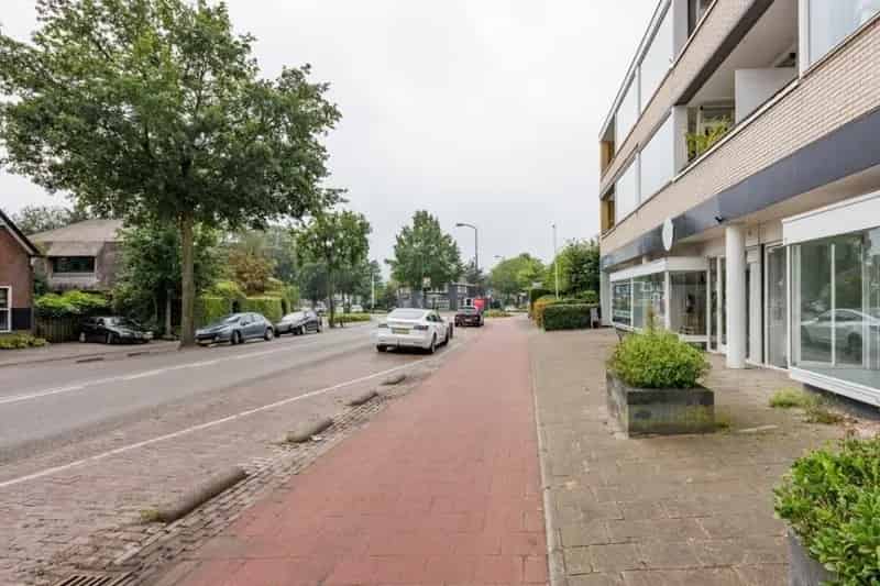Winkelruimte te huur 64m2  -  Uitstekende locatie