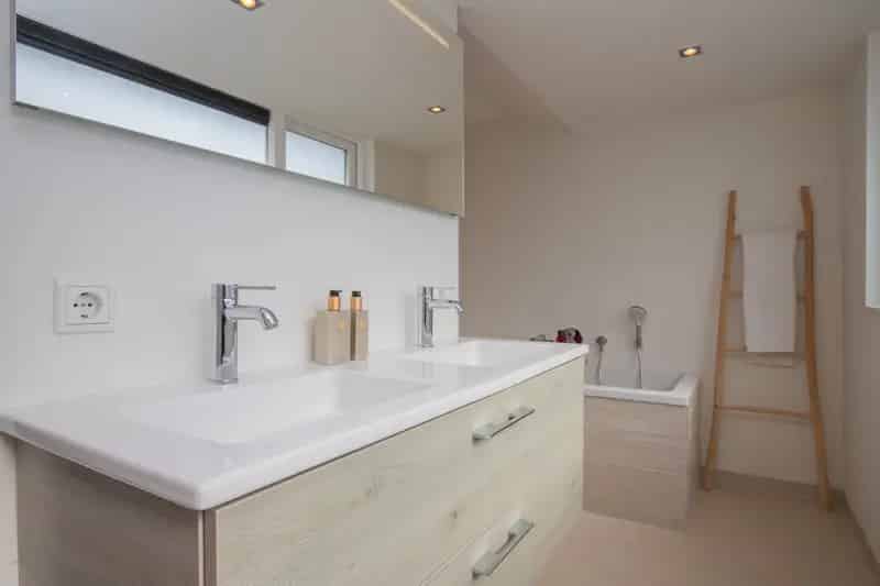 Jaren 30 Parel Woudenberg Ruime woning Bijgebouw Veranda