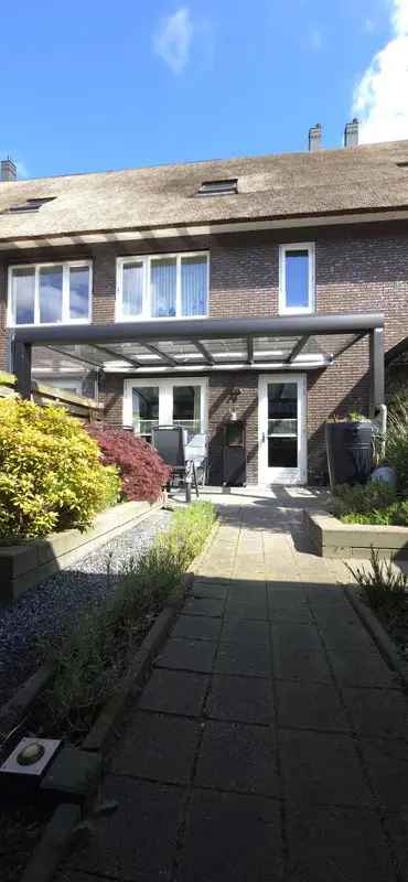 Rietgedekte Tussenwoning 4 Slaapkamers Carport Zuidtuin A+