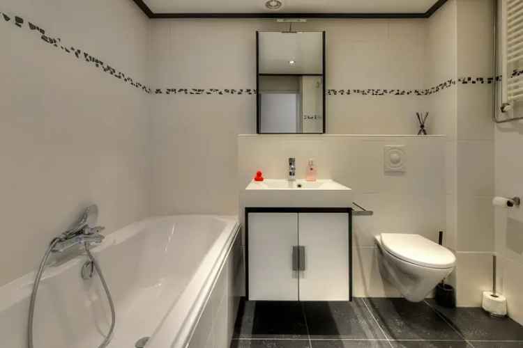 Ruime Tussenwoning 4 slaapkamers Raamsdonksveer