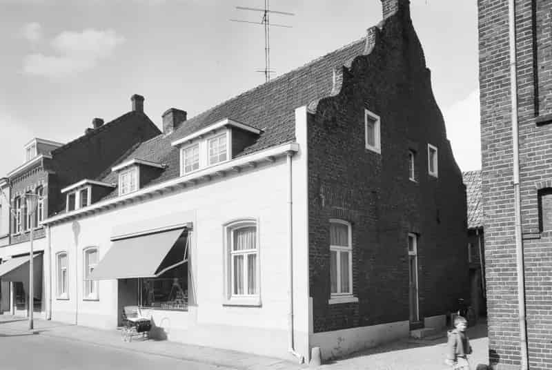 Rijksmonumentaal Woon Winkelpand Swalmen 1754