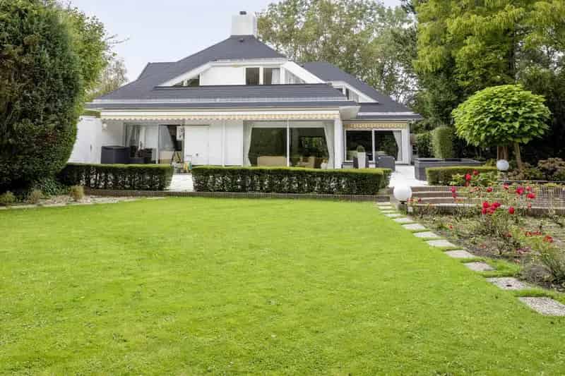 Exclusieve Villa te Koop Oegstgeest 416m2 1580m2 Bijgebouw