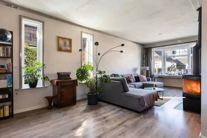 Huis te koop Molenstraat Apeldoorn 113m2 440m2 tuin garage
