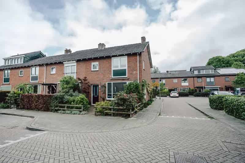 Huis te koop: Johan A.Wincklerhof 18 1241 CC Kortenhoef 