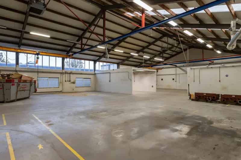 Bedrijfshal te Huur Moerkapelle 2300m²