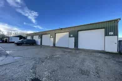 25 - 230 m2 bedrijfsruimte te huur in De Kwakel