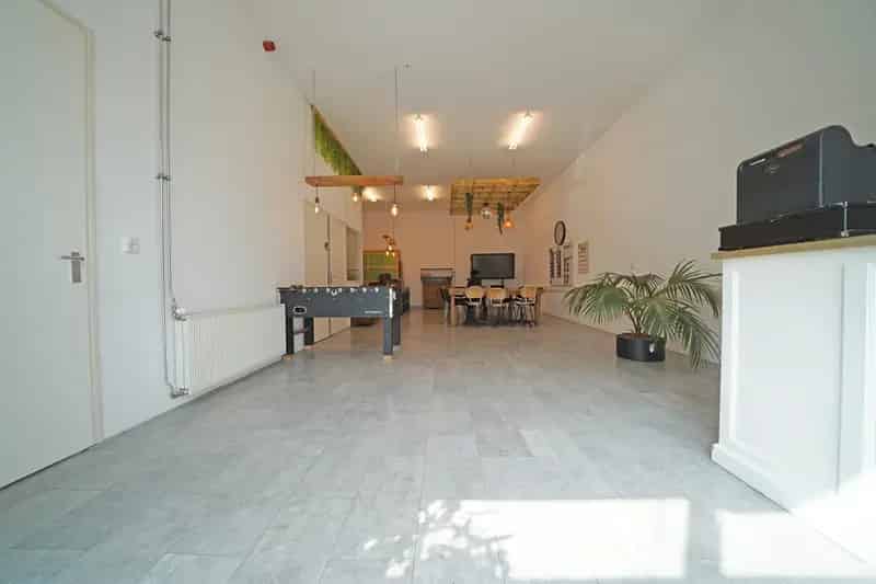 Bedrijfshal Almere te Huur 192m² Markerkant