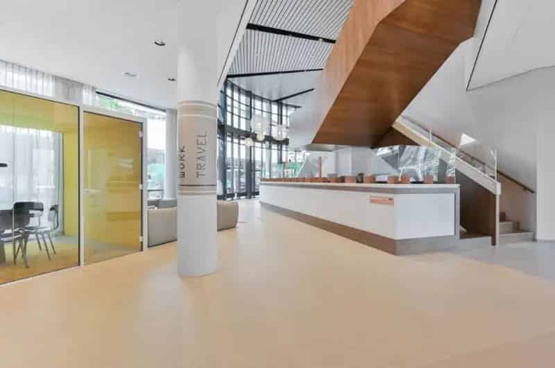 Coworking Ruimte huren: Moderne Bureaus en Flexibele Werkplekken