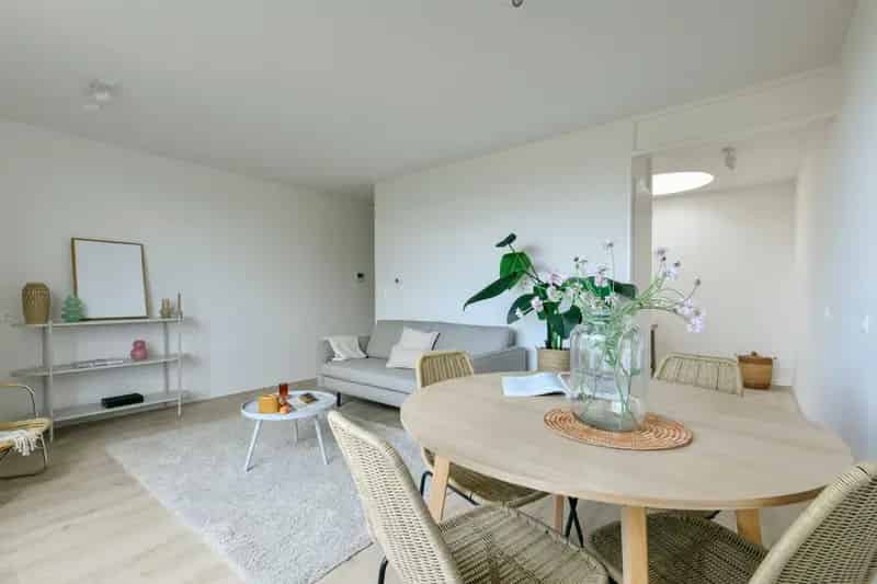 Amsterdam Spaarndammerbuurt: Top appartement 47m2 gerenoveerd balkon