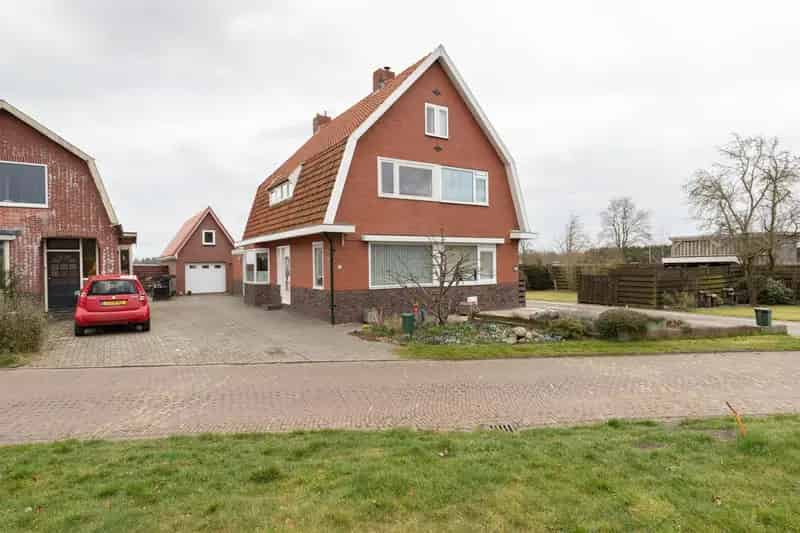 Twee Onder Een Kap Woning Sappemeer Starterswoning Garage Schuur