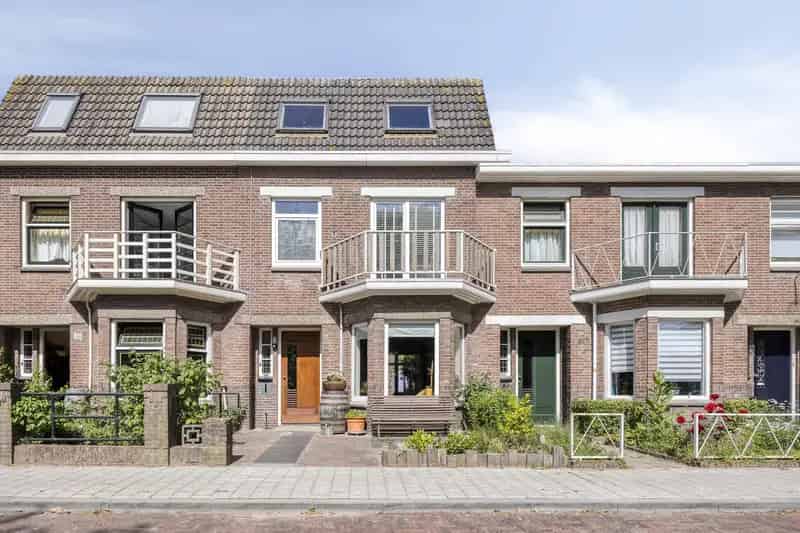 Jaren 30 Huis Tilburg 5 Slaapkamers Luxe Badkamer Park Nabij