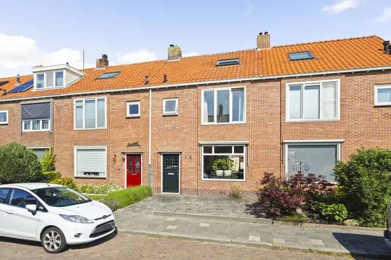 Ruime Eengezinswoning Den Helder 4 slaapkamers Kindvriendelijk