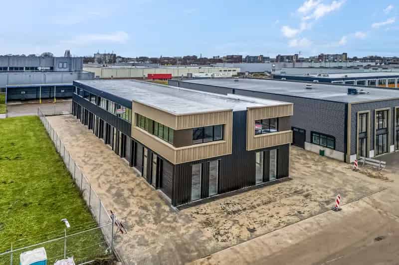 Bedrijfshal te Koop Veenendaal 63m2 Moderne Units