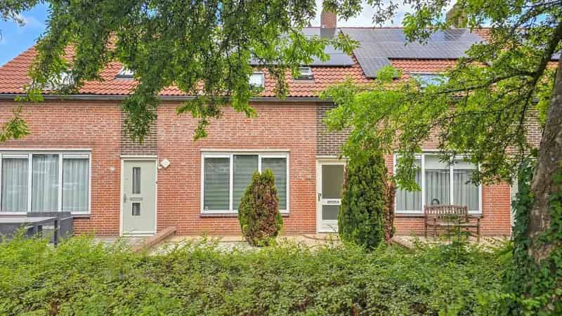 Gerenoveerde Tussenwoning 3 slaapkamers St Willebrord