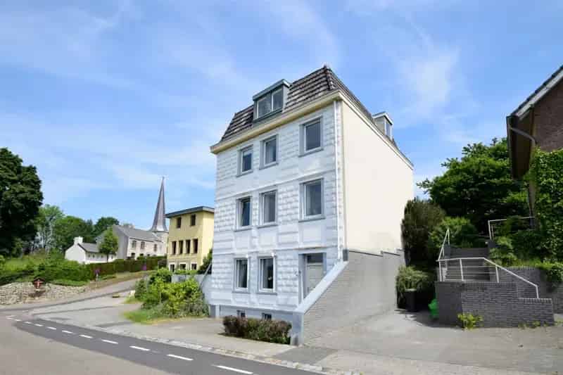 Authentieke woning met B&B in Holset - 5 slaapkamers, 4 badkamers