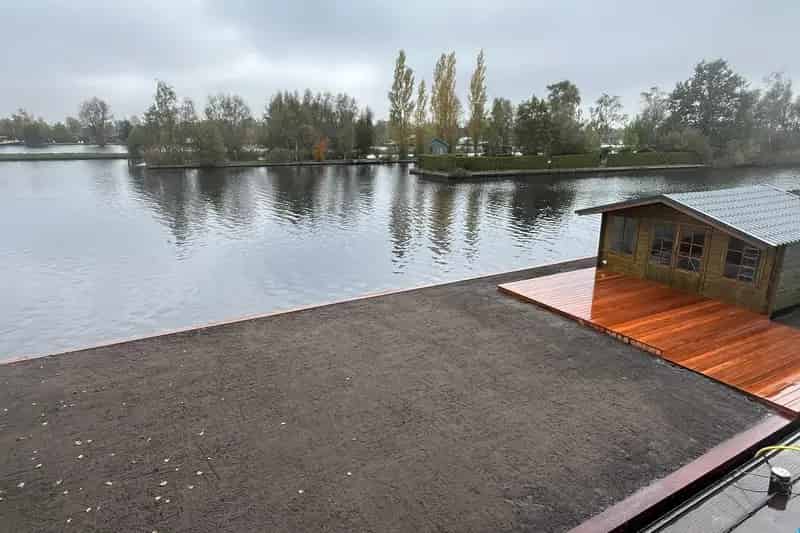 Recreatie Eiland Vinkeveense Plassen Chalet Boot Zwemtrap