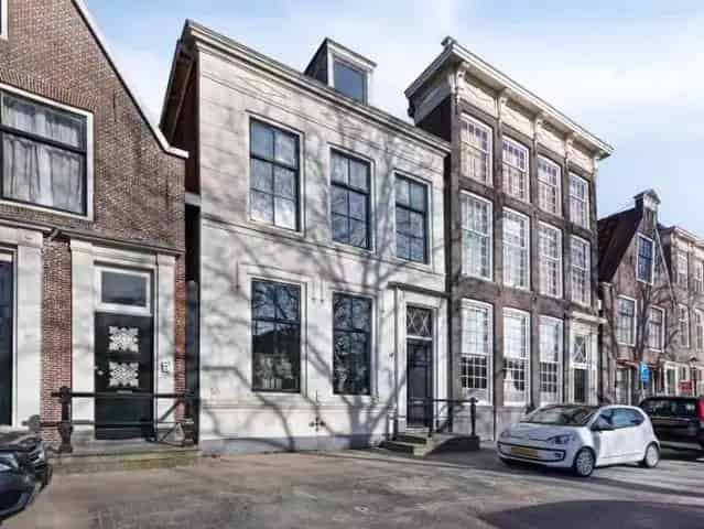 Rijksmonument Purmerend: Statig Herenhuis met 5 Slaapkamers