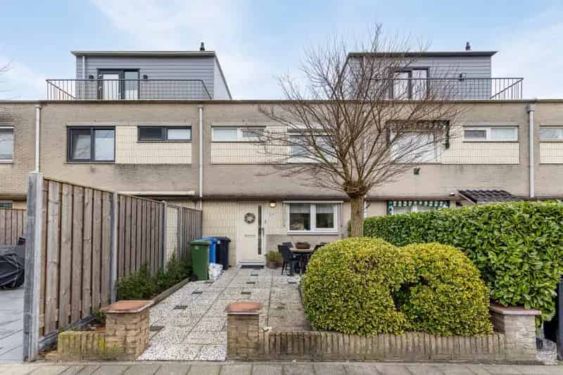 4 Kamer Eengezinswoning Rotterdam Overschie Royale Tuin