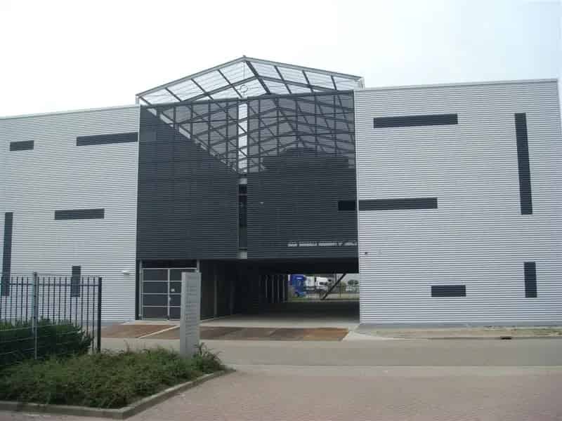Bedrijfshal Uithoorn te koop: Moderne Opslagbox 32m²