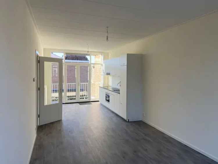 Appartement Te Huur in Voorburg, Zuid-Holland