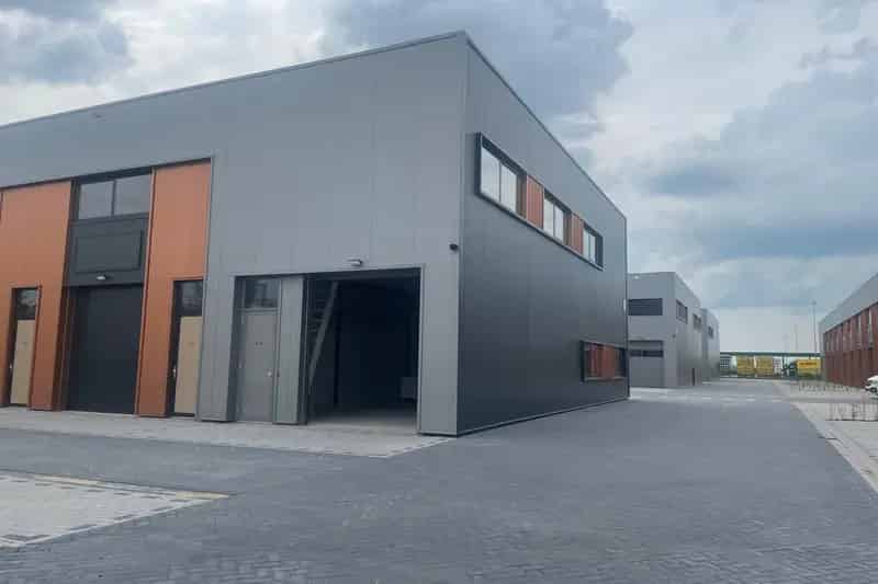 Bedrijfsunit te Huur Middenmeer 90m2 Agriport
