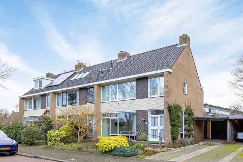 Huis te koop Oegstgeest 5 slaapkamers garage