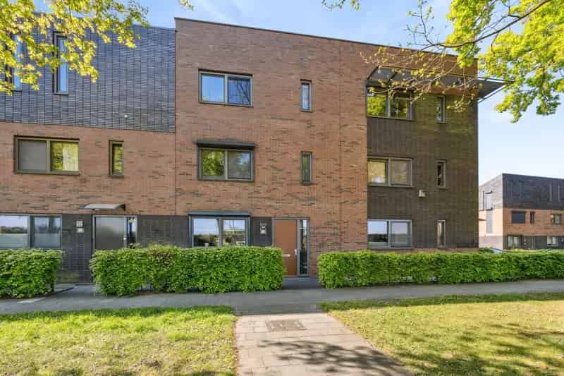 Woning Christiaan Huygensstraat 14a: 4 slaapkamers, tuin op het zuiden