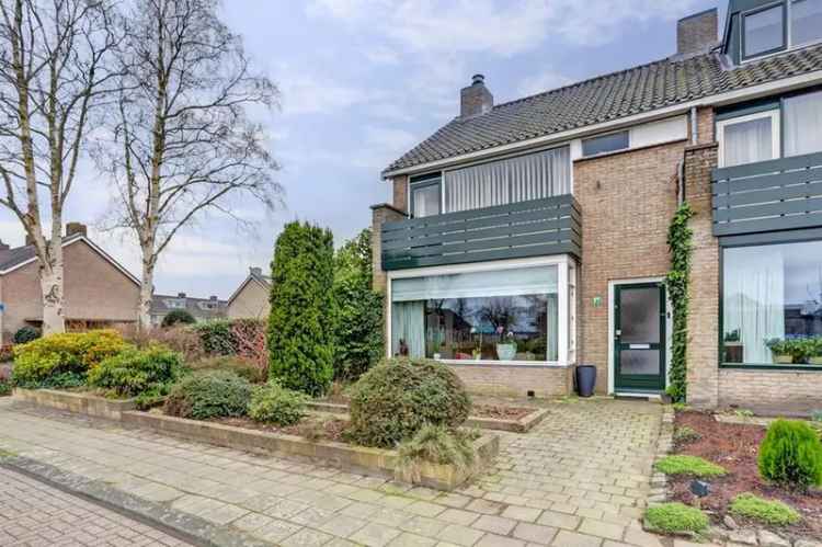 Ruime Hoekwoning Nijkerk 4 slaapkamers Zonnige Tuin