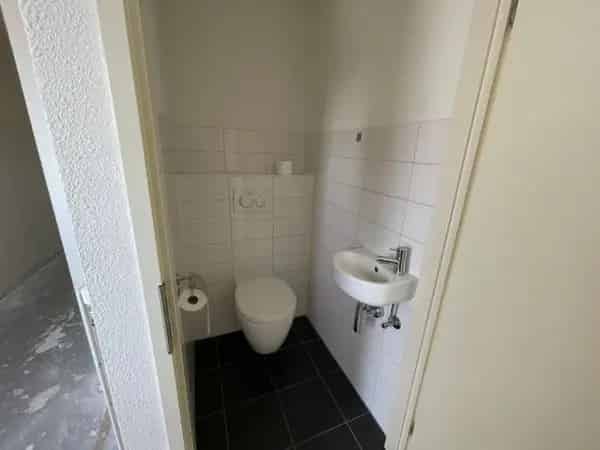Ruim 3 Kamer Appartement te Huur