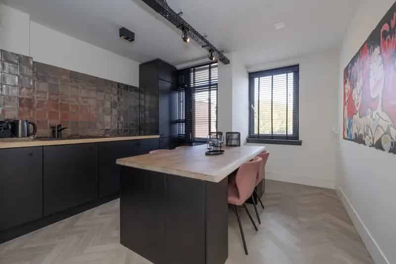Appartement te koop Hilversum Zuidwest  - gerenoveerd 3 kamer appartement