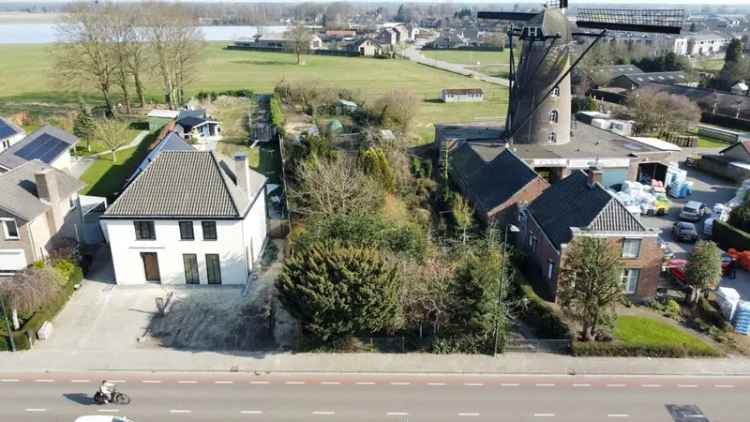 Bouwkavel Vrijstaande Bungalow 250m² Nabij Scholen