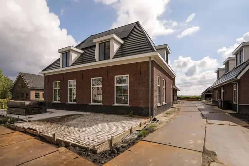 Villa te koop Vinkeveen: Luxe wonen aan het water