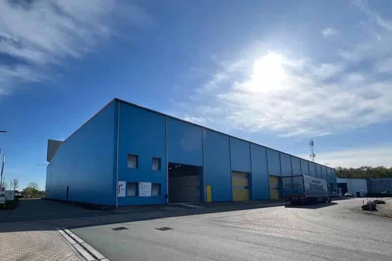 Bedrijfshal 5200m² te huur Babberich