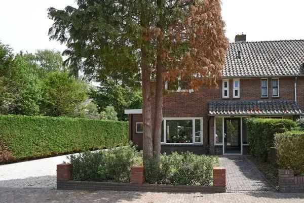 Huis Te Huur in Huizen, Noord-Holland