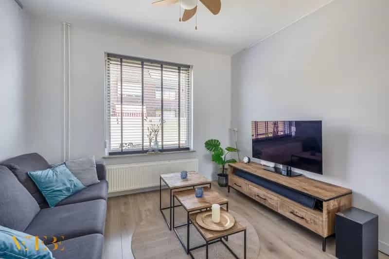 Ruime 2-onder-1-kapwoning Swalmen 3 slaapkamers grote tuin