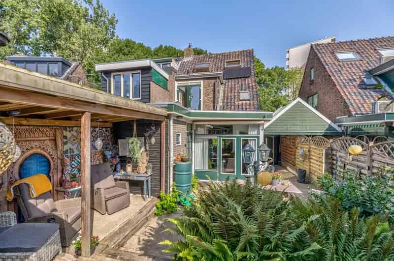 Jaren 30 woning Capelle aan den IJssel - Ruime tuin aan Ringvaart
