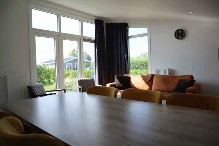 Recreatiewoning Berkhout Nabij Hoorn Volledig Gemeubileerd