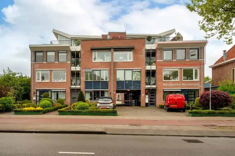 Luxe Appartement te Roosendaal - 2 slaapkamers - Balkon - Parkeerplaats