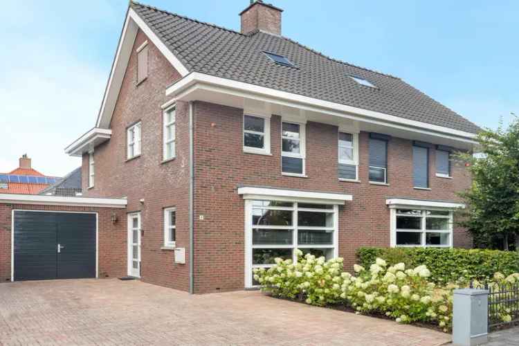 Eengezinswoning Te Koop in Scherpenzeel, Gelderland