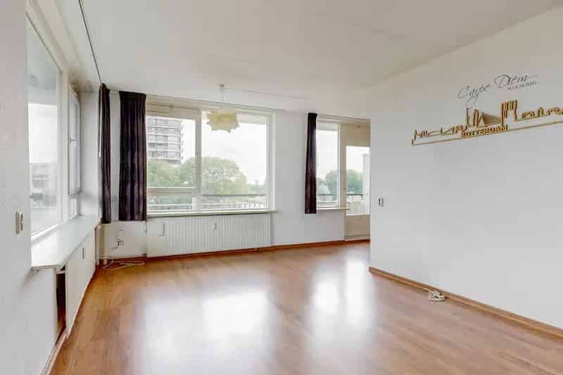 Appartement te koop Maassluis 2 kamers balkon lift