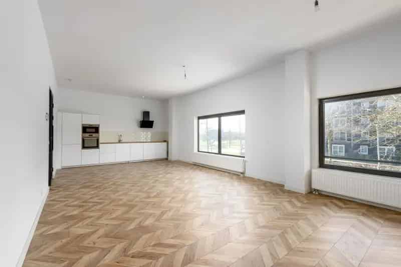 Appartement te koop Almere Buiten 3 kamers 115m2 gerenoveerd