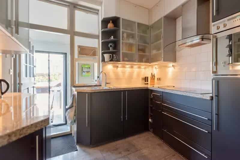 Te Koop: Jaren 20 Tweekapper Zaandam 3 slaapkamers Tuin