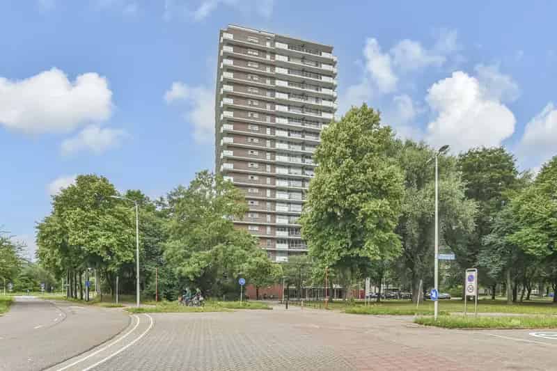 Appartement Zoetermeer: 2-kamer starter woning nabij centrum