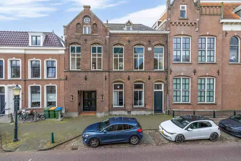 Huis te koop Zevenbergen Stationsstraat: Transformatie object 385m²