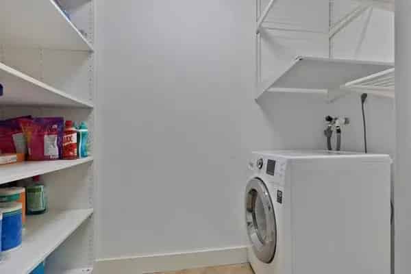 Te Huur: Luxueus Appartement 197m2 Amsterdam Buitenveldert