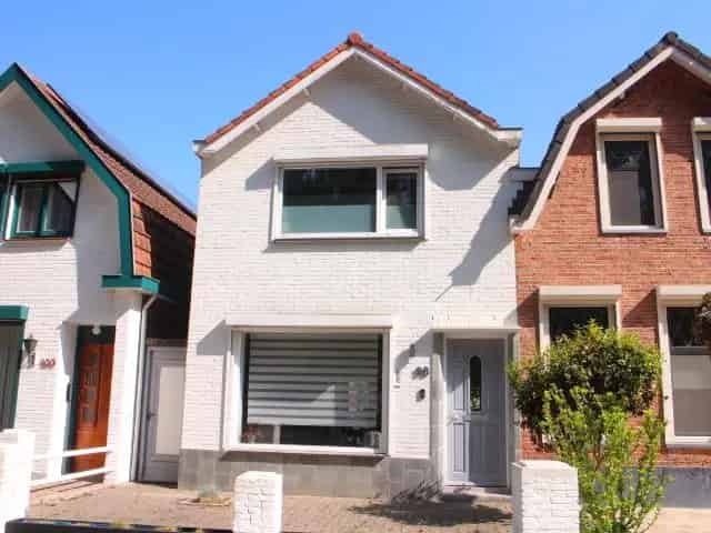 Halfvrijstaande woning Hulst 3 slaapkamers Zonnepanelen
