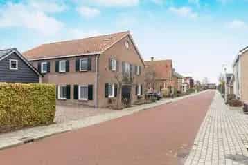 Te Huur 6 Kamer woning Bonstraat Wervershoof