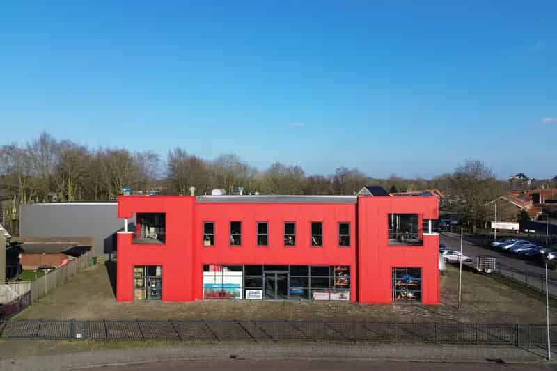 Bedrijfshal Nijkerk 1370m2 te huur Bruins Slotlaan
