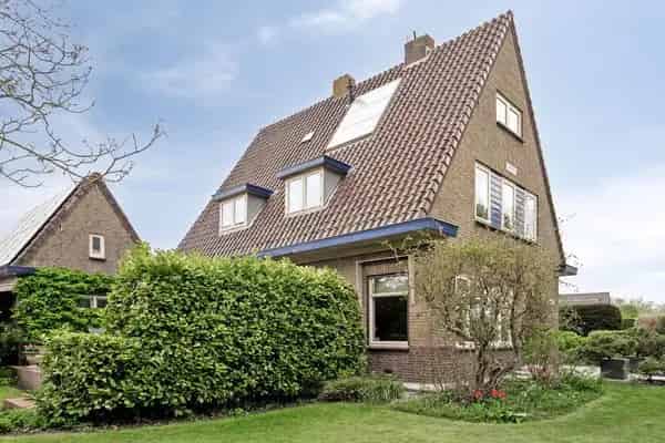 Vrijstaande woning Kortgene 5 slaapkamers grote tuin